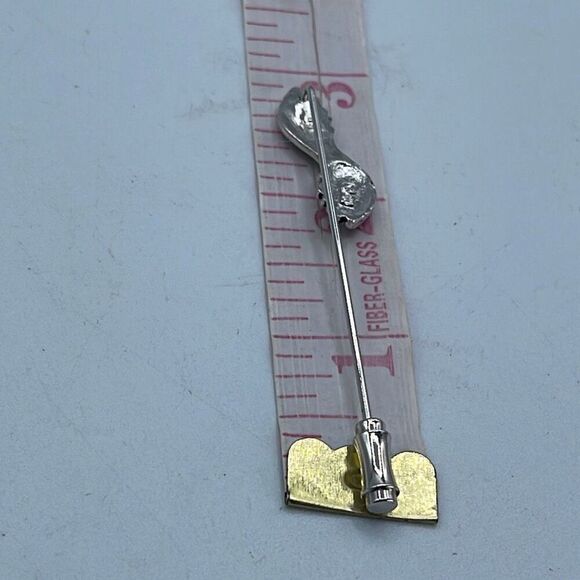 Vintage Sarah Coventry silver tone wave stick pin. - Picture 4 of 6